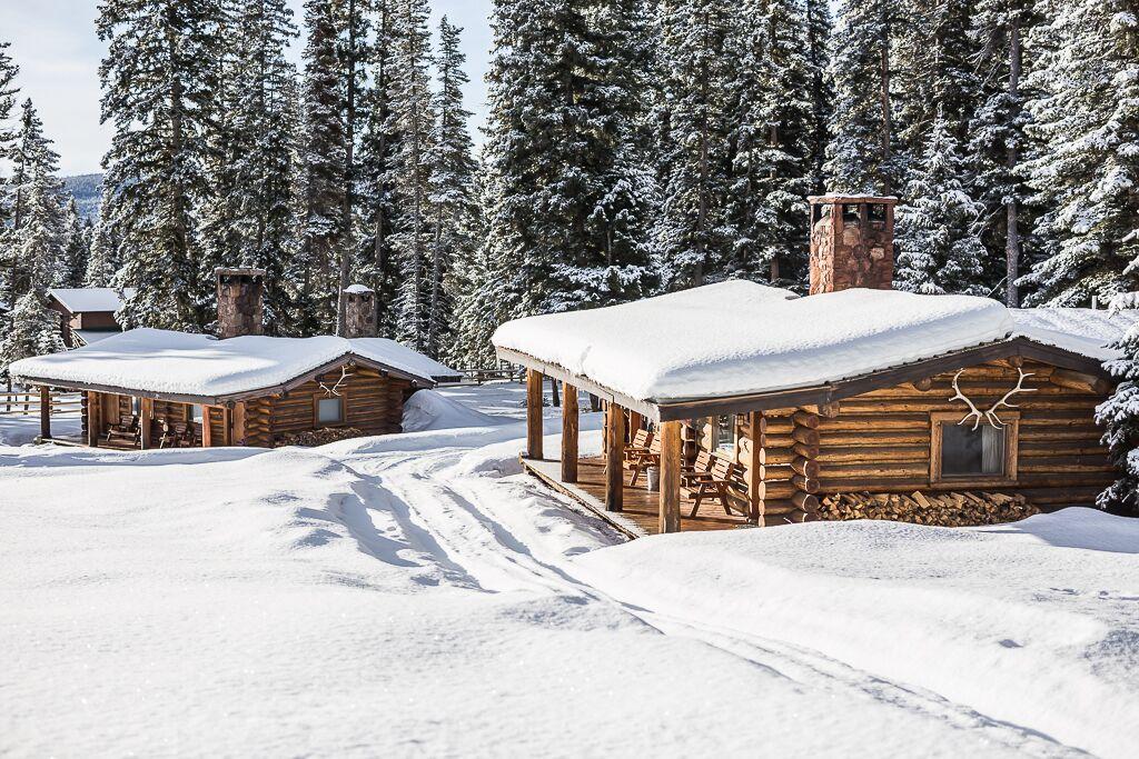 Отель Lone Mountain Ranch Биг-Скай Экстерьер фото