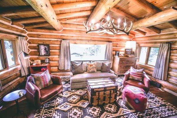 Отель Lone Mountain Ranch Биг-Скай Экстерьер фото